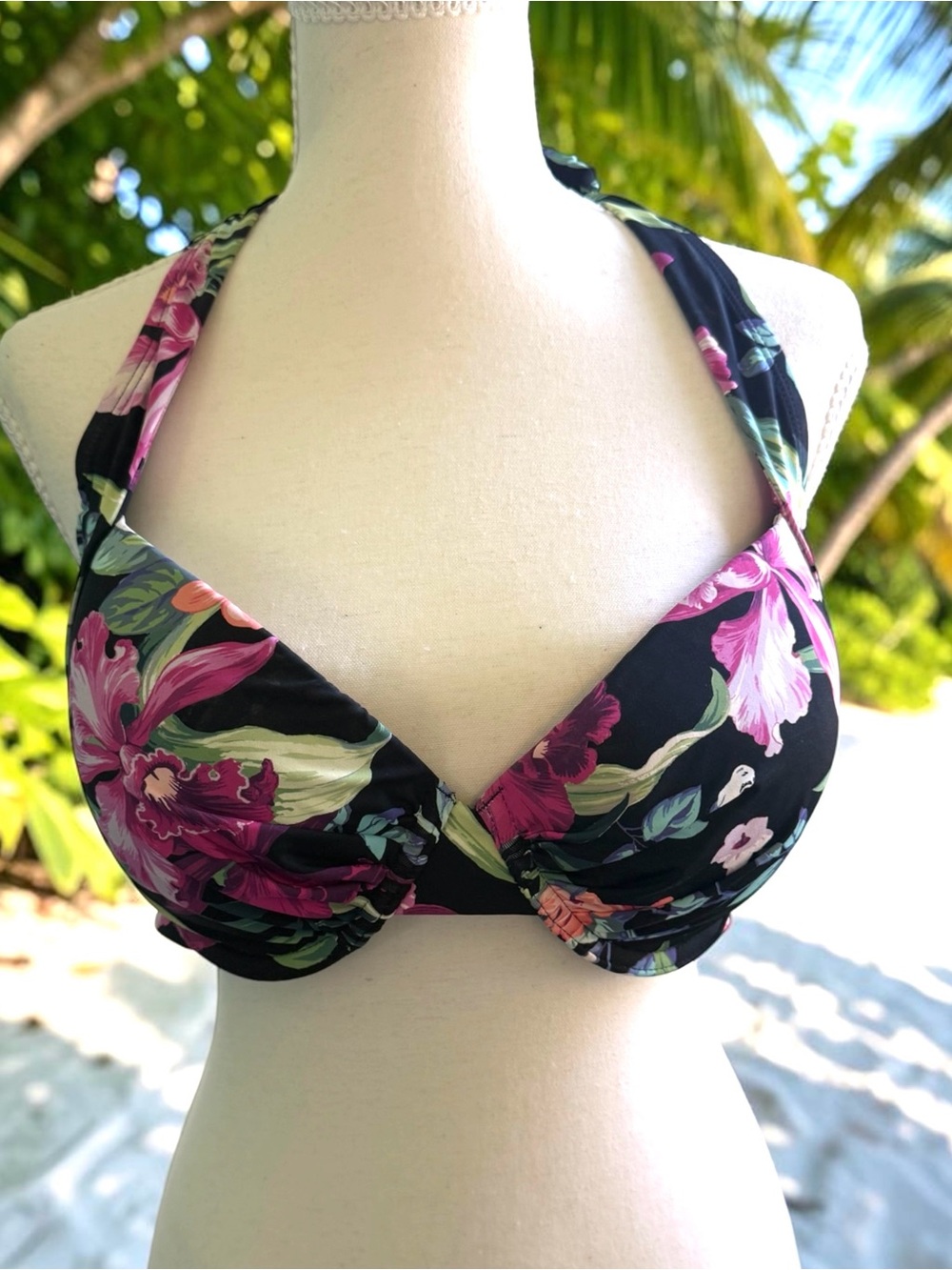 Tommy Bahama Floral Coastal Gardens Pattern Bra-Sized Halter Bikini Top 38C